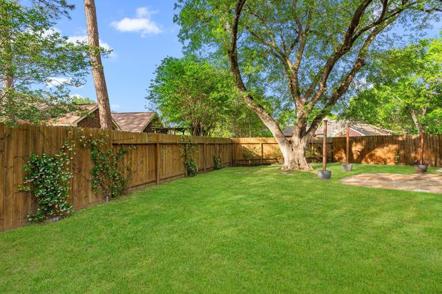 9630 Top Gallant Court, Houston, TX 77065