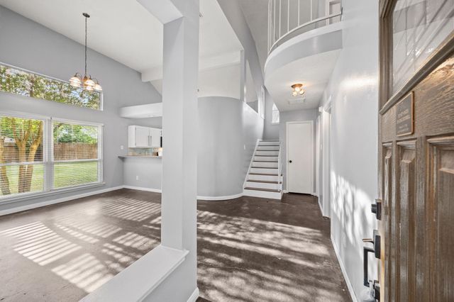 9630 Top Gallant Court, Houston, TX 77065