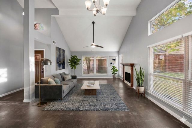 9630 Top Gallant Court, Houston, TX 77065