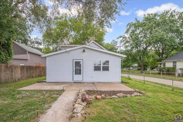 1934 NW Polk ST, Topeka, KS 66608