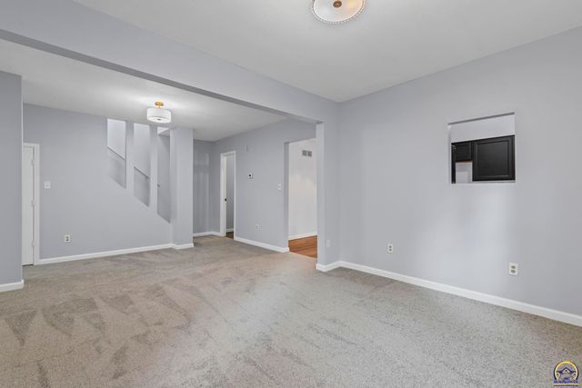 1934 NW Polk ST, Topeka, KS 66608