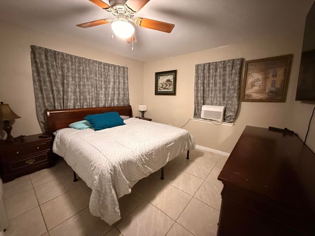 14 Evergreen Pl, Petal, MS 39465