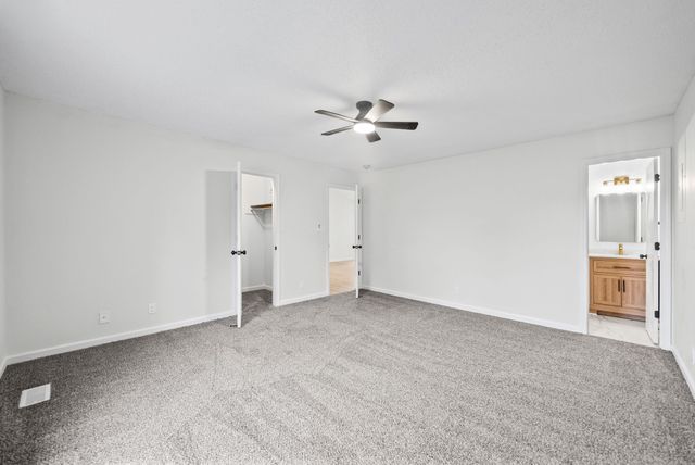 628 Woodhaven Dr, Clarksville, TN 37042