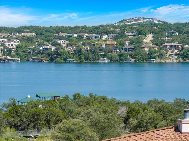 330 Southwind RD, Point Venture, TX 78645