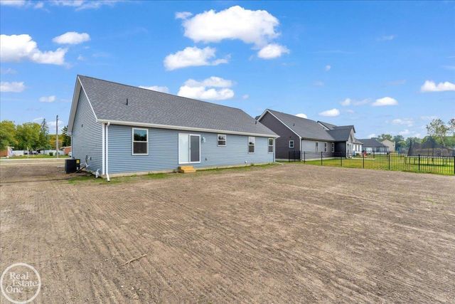 3 Riley Road, Saint Clair, MI 48079