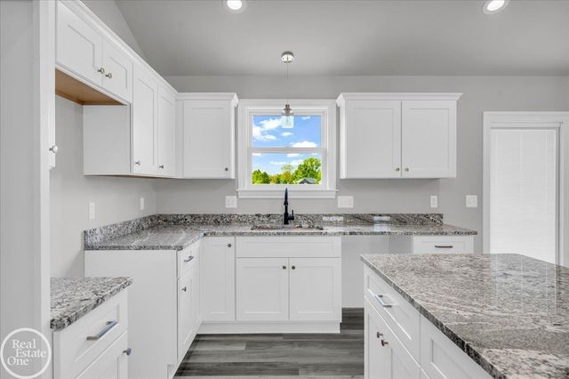 3 Riley Road, Saint Clair, MI 48079