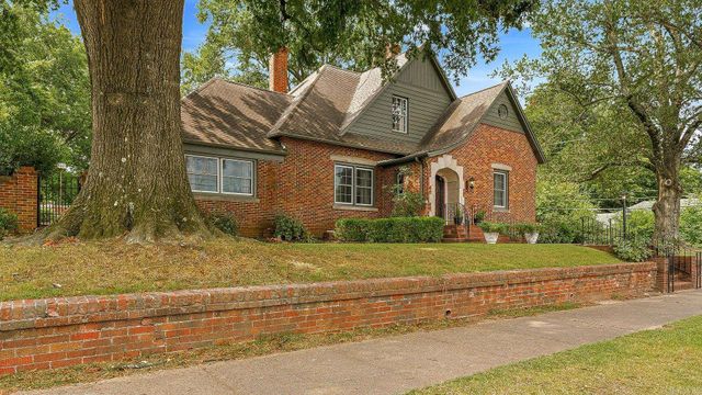 537 Warner Avenue, Jonesboro, AR 72401