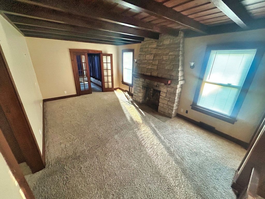 Image 20 of property listing at 800 s 26th Avenue, Mt Vernon, IL 62864