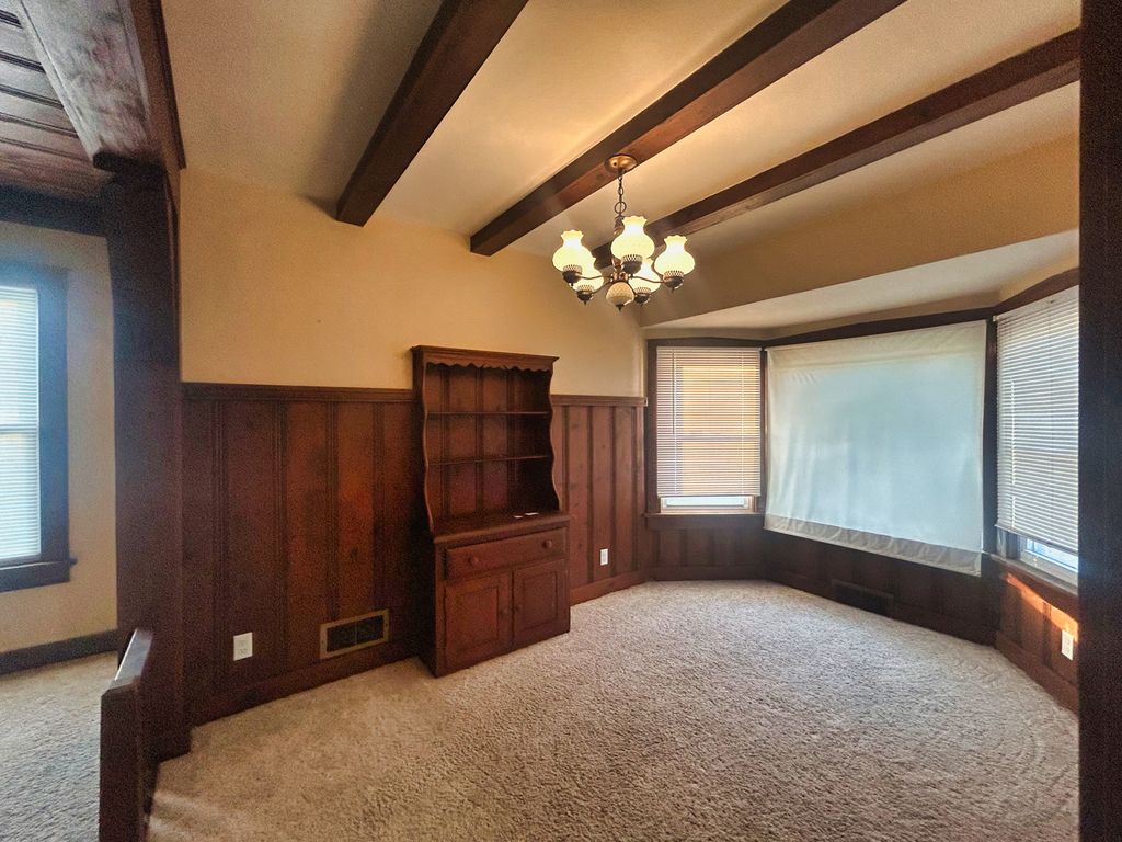 Image 28 of property listing at 800 s 26th Avenue, Mt Vernon, IL 62864