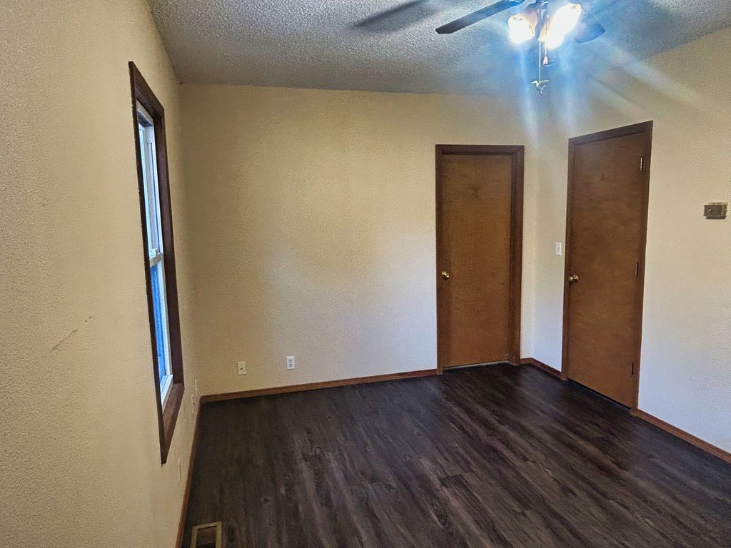 Image 50 of property listing at 800 s 26th Avenue, Mt Vernon, IL 62864