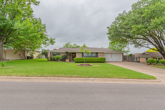 3924 Westerly Road, Benbrook, TX 76116