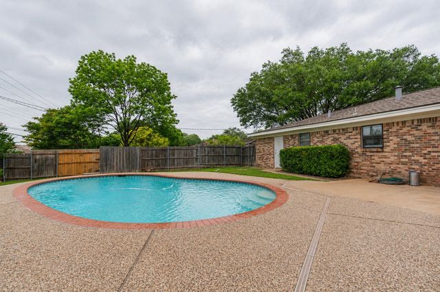 3924 Westerly Road, Benbrook, TX 76116