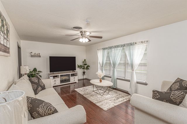 3924 Westerly Road, Benbrook, TX 76116