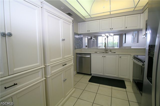 14901 Park Lake DR 301, Fort Myers, FL 33919