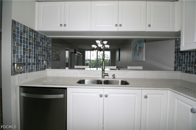14901 Park Lake DR 301, Fort Myers, FL 33919
