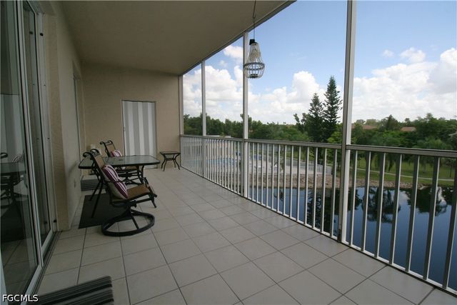 14901 Park Lake DR 301, Fort Myers, FL 33919
