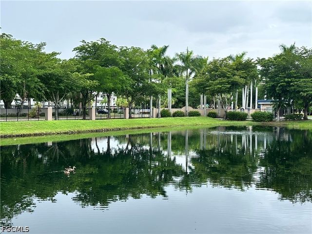14901 Park Lake DR 301, Fort Myers, FL 33919