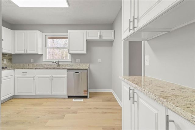 101 Dock Hyde Road, Carrollton, GA 30116