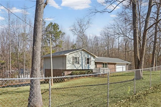 101 Dock Hyde Road, Carrollton, GA 30116