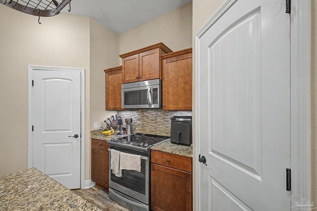 8135 Nevada St, Navarre, FL 32566