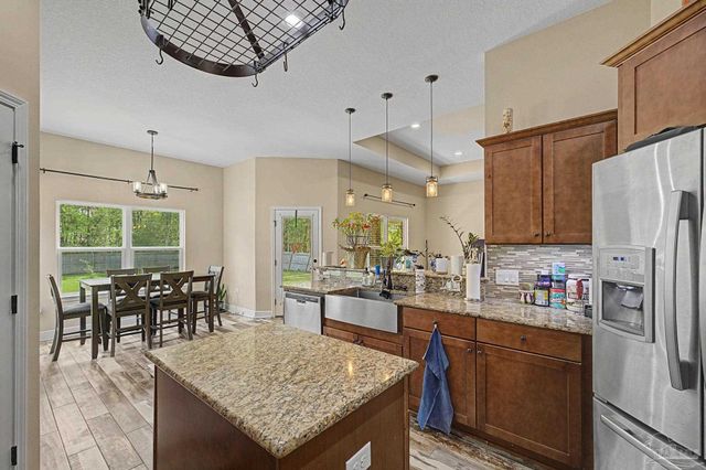 8135 Nevada St, Navarre, FL 32566