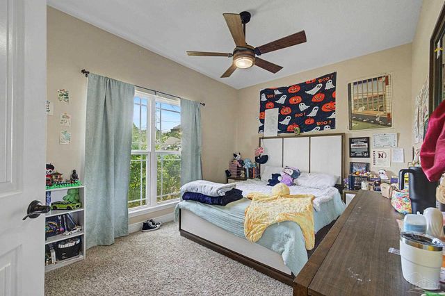 8135 Nevada St, Navarre, FL 32566