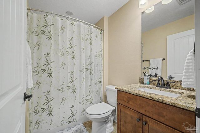8135 Nevada St, Navarre, FL 32566