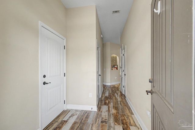 8135 Nevada St, Navarre, FL 32566