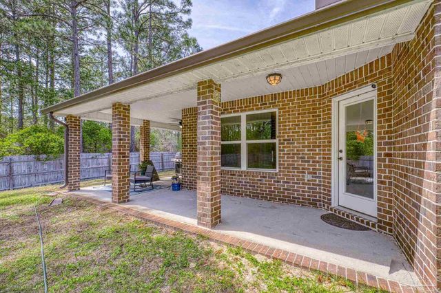 8135 Nevada St, Navarre, FL 32566