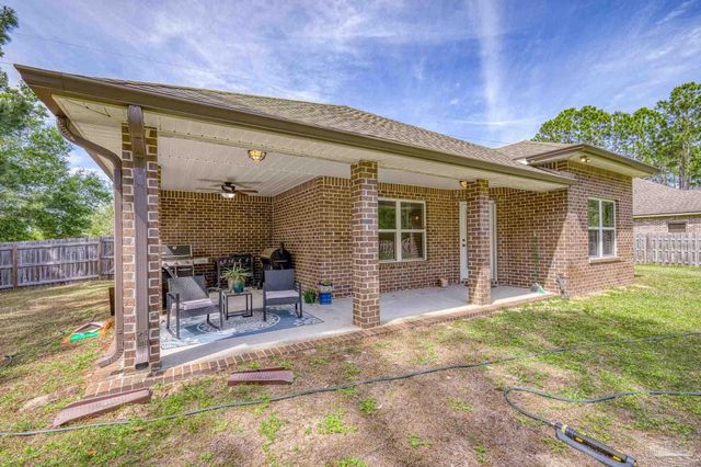 8135 Nevada St, Navarre, FL 32566