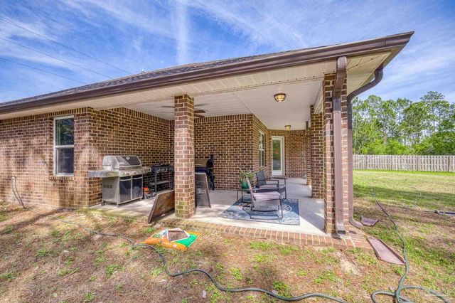8135 Nevada St, Navarre, FL 32566