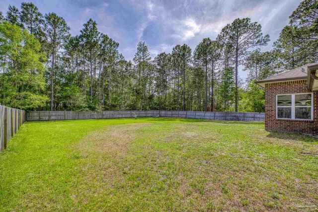 8135 Nevada St, Navarre, FL 32566