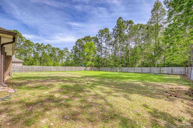 8135 Nevada St, Navarre, FL 32566