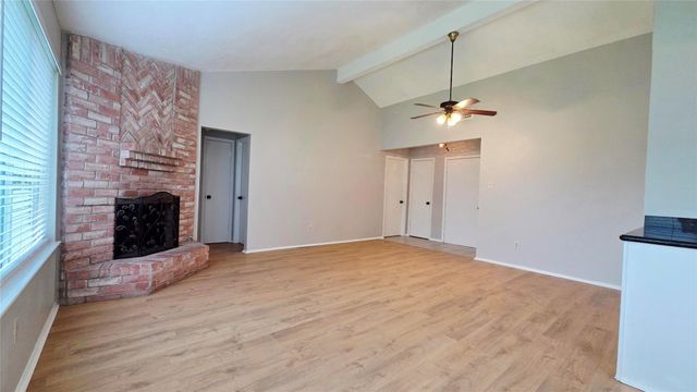 2702 N Brompton Drive, Pearland, TX 77584