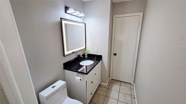 2702 N Brompton Drive, Pearland, TX 77584