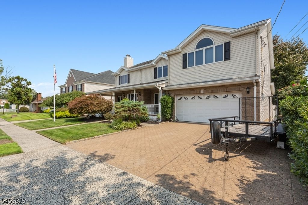 26 Mount Cedar Ave, Wallington Boro, NJ 07057 — photo 2