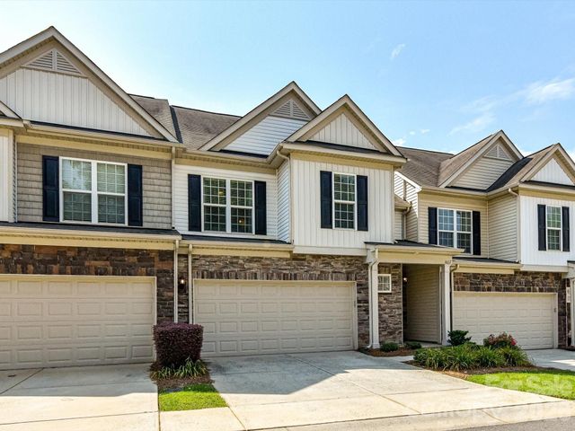 6017 Carrollton Lane, Charlotte, NC 28210