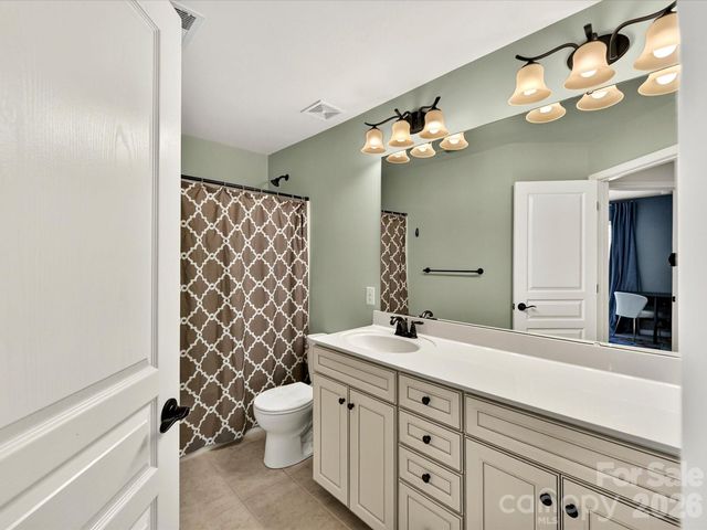 6017 Carrollton Lane, Charlotte, NC 28210