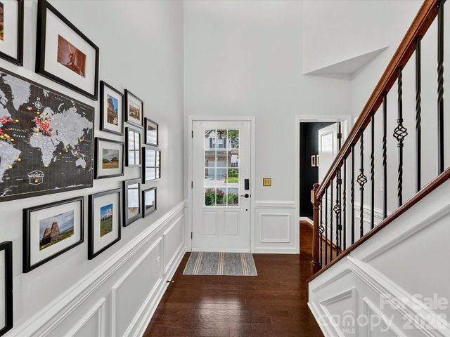 6017 Carrollton Lane, Charlotte, NC 28210