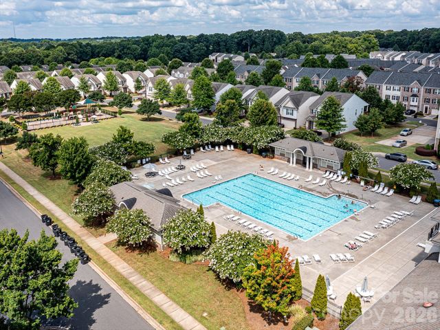 6017 Carrollton Lane, Charlotte, NC 28210