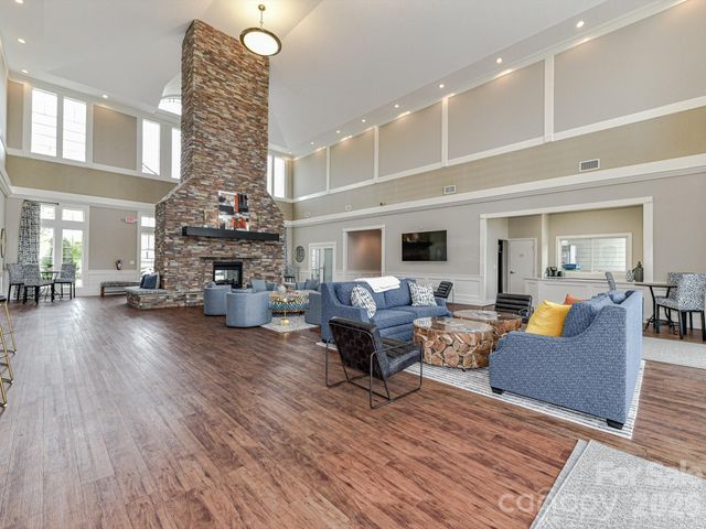 6017 Carrollton Lane, Charlotte, NC 28210