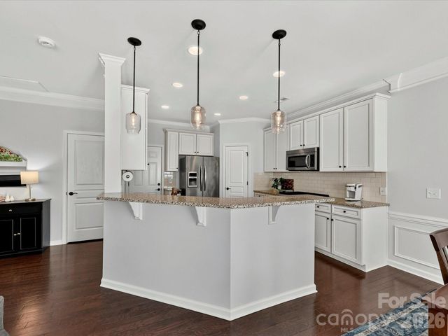 6017 Carrollton Lane, Charlotte, NC 28210