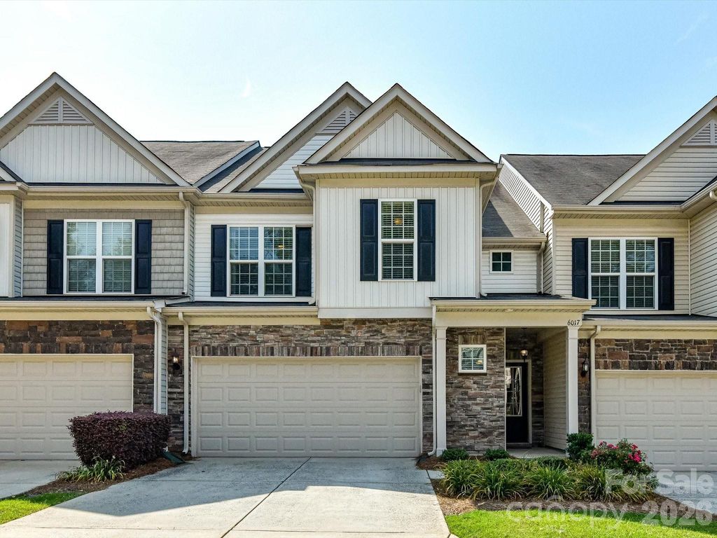 6017 Carrollton Lane, Charlotte, NC 28210