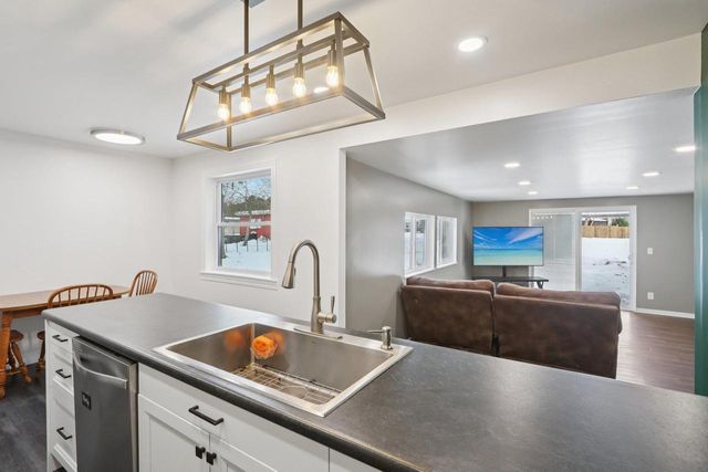 322 Capital Street, Wisconsin Dells, WI 53965