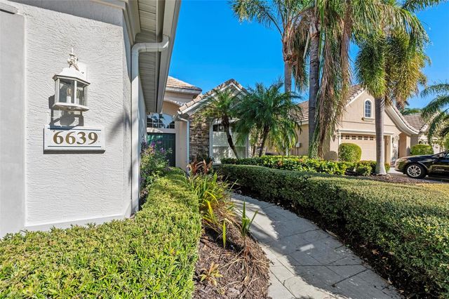 6639 PEBBLE BEACH WAY, Lakewood Ranch, FL 34202