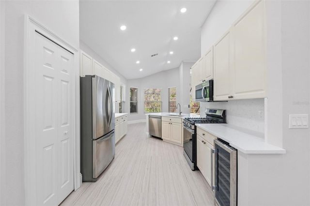 6639 PEBBLE BEACH WAY, Lakewood Ranch, FL 34202