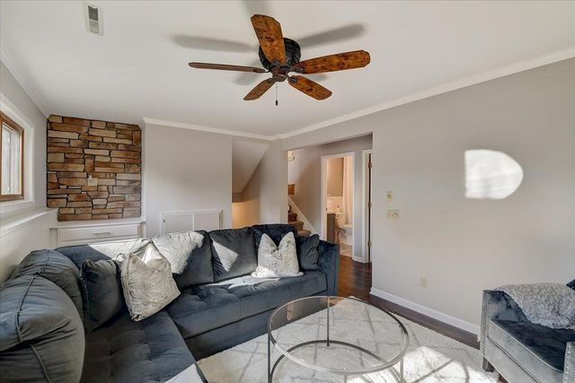 1110 Sunfield Street, Sun Prairie, WI 53590