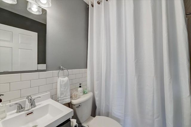 1110 Sunfield Street, Sun Prairie, WI 53590