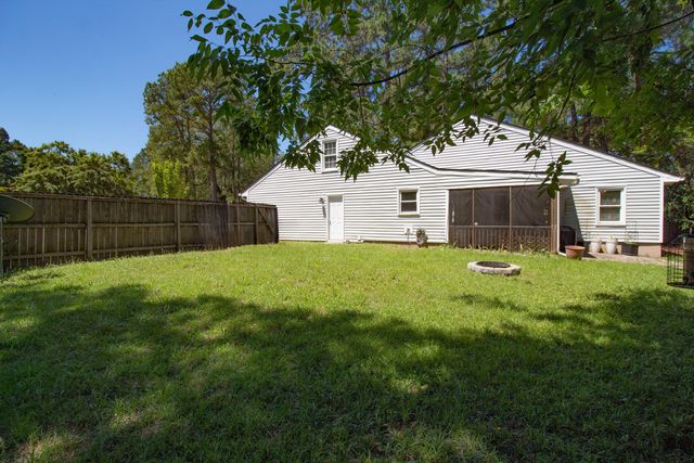107 White Water Court, Summerville, SC 29486