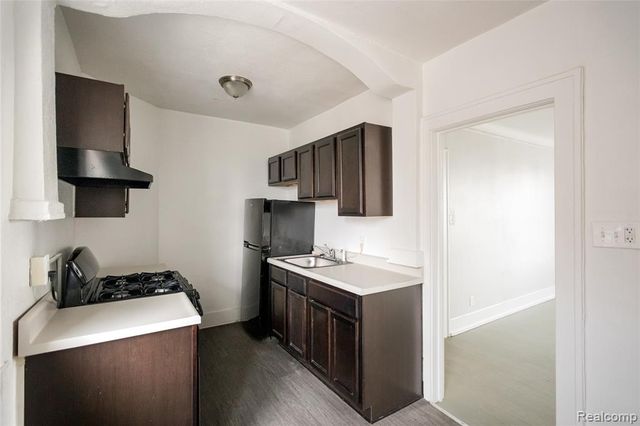 2683 Central, Detroit, MI 48209